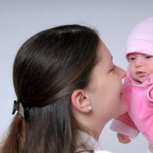 Общение с новорожденным: как разговаривать с младенцем?